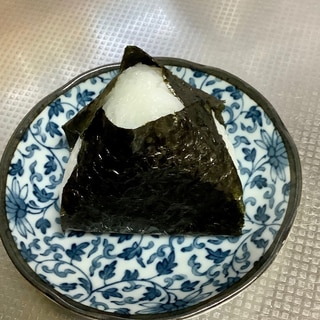 塩鮭と塩昆布のおにぎり